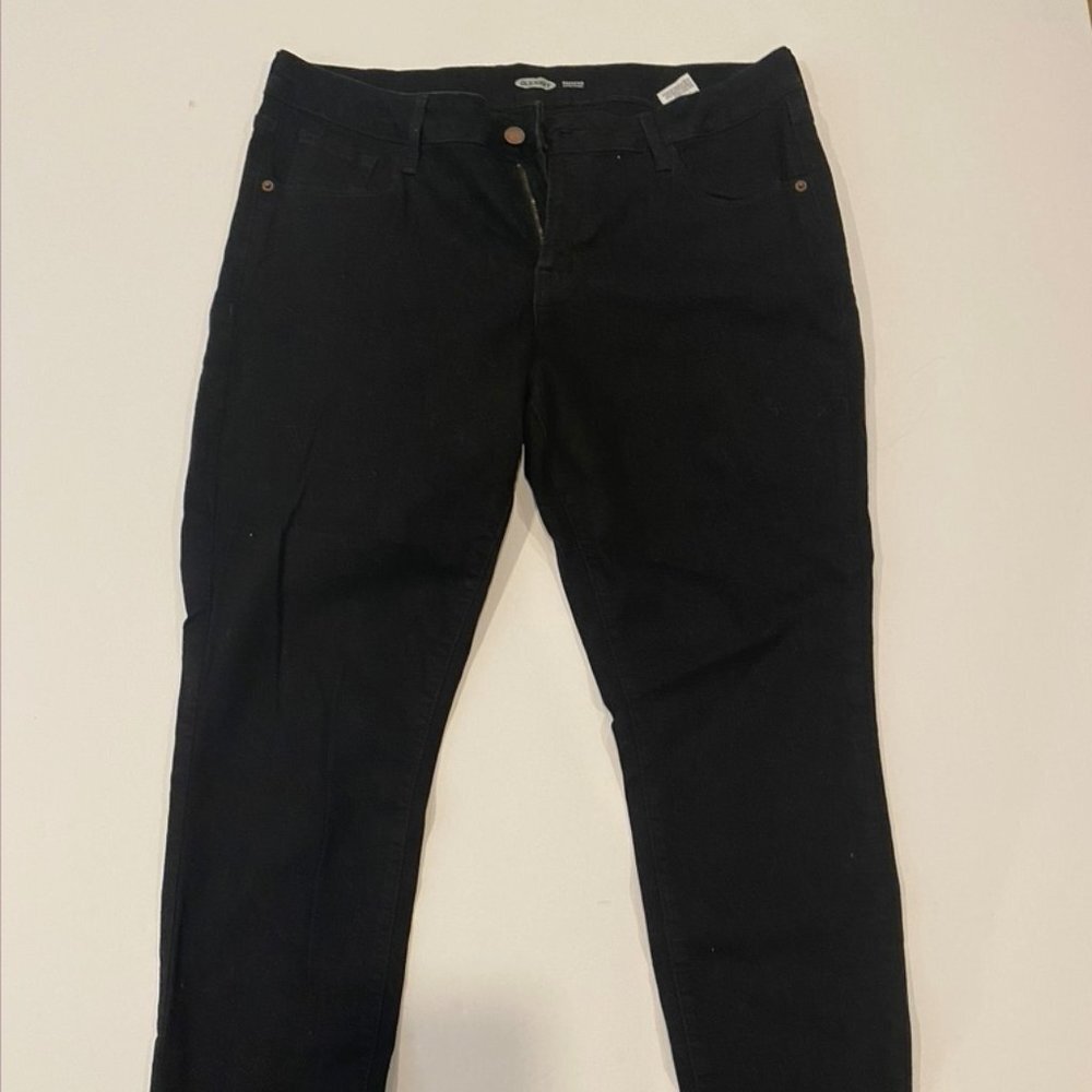 Old Navy black Super Skinny Rockstar shortJeans 16